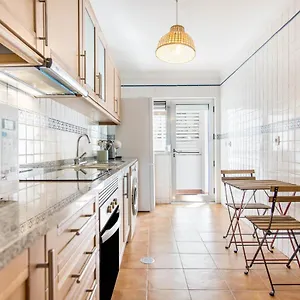  Apartamento Encosta Da Marina Family
